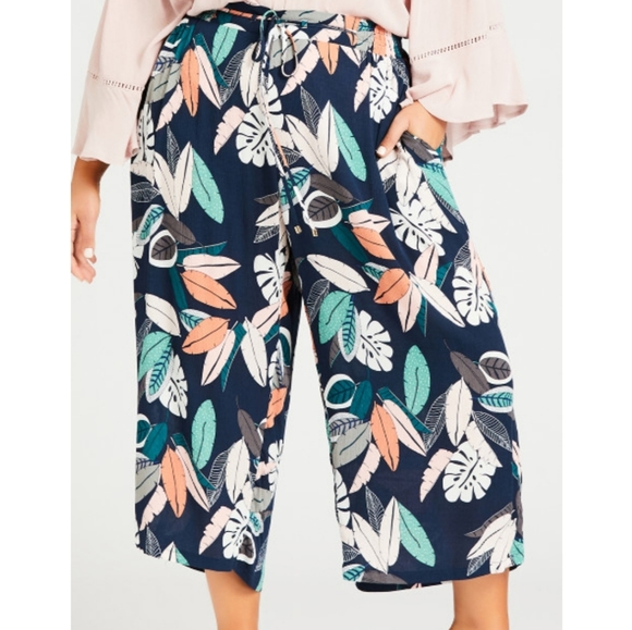 Avenue Pants - Avenue || 18 Blue Pastel Foliage Print Pants
